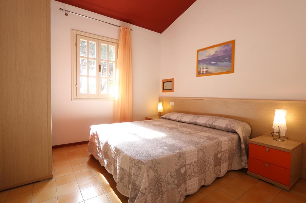 Villaggio Euro Residence Club Bibione Exteriör bild
