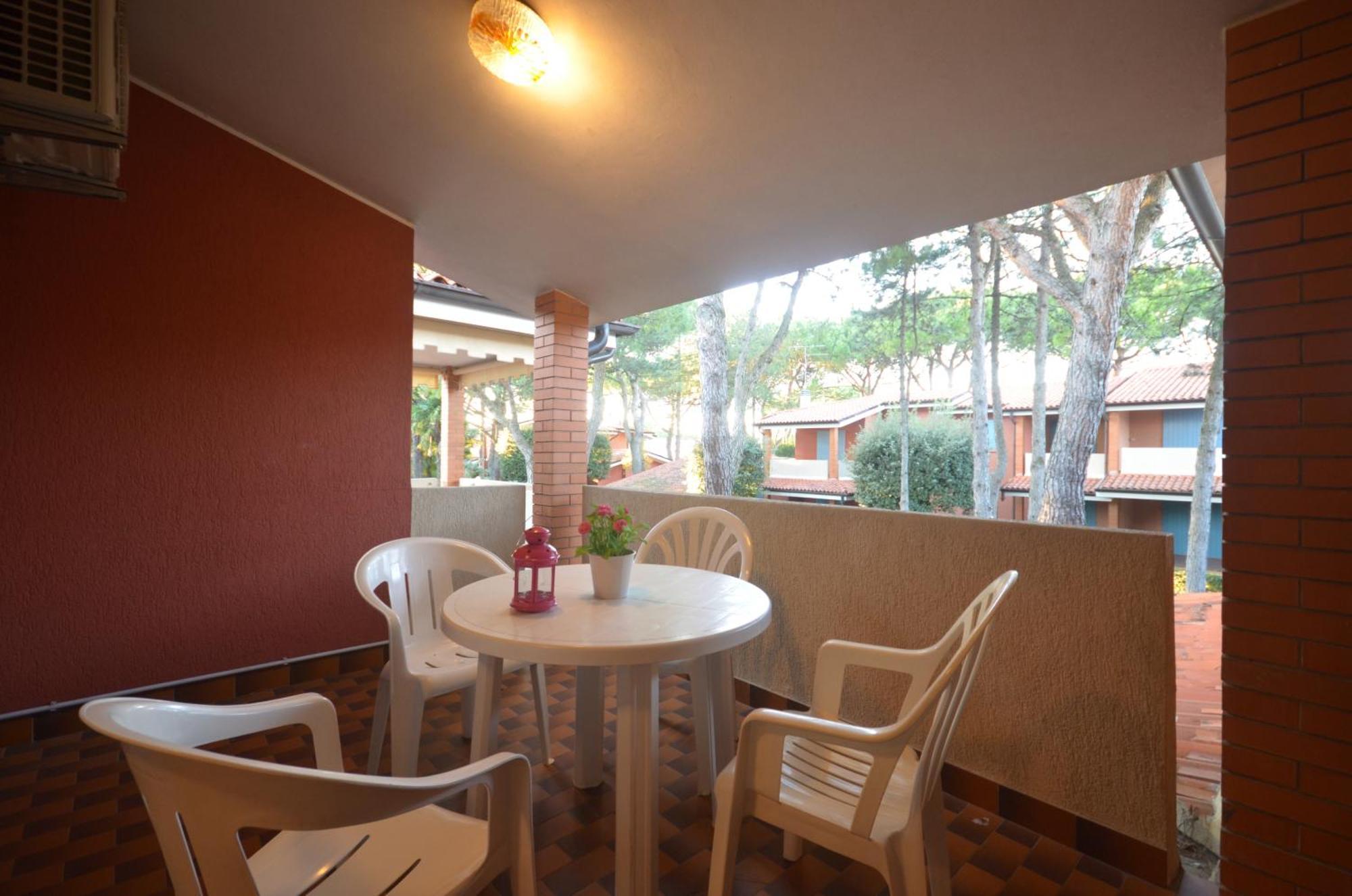 Villaggio Euro Residence Club Bibione Exteriör bild
